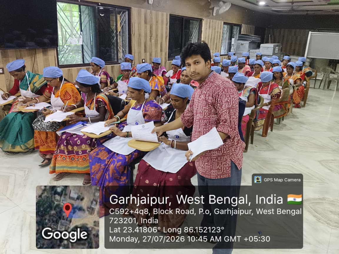 ukbprl's tweet photo. RPL Assessment Day for School Meal Cook-cum-Helpers (CCH) commenced at Joypur Development Block, Purulia, under Utkarsh Bangla, promoting skills, hygiene, nutrition, and safer school meals.
#pbssd 
#skilldevlopment
#rpl2026 https://t.co/iHdlSPHkgZ