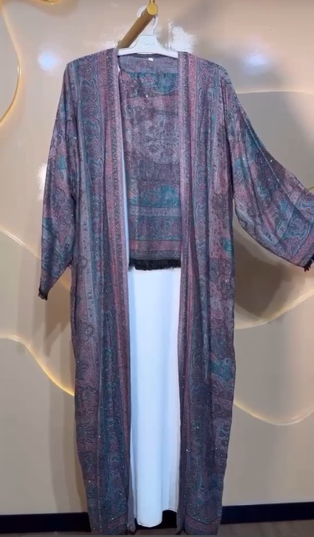 haleemed's tweet photo. Pashmina abaya with inner for her✨💕

Size:56-60

Price:70,000

Location:Kano

Nationwide delivery https://t.co/hs6ea9Kcsl