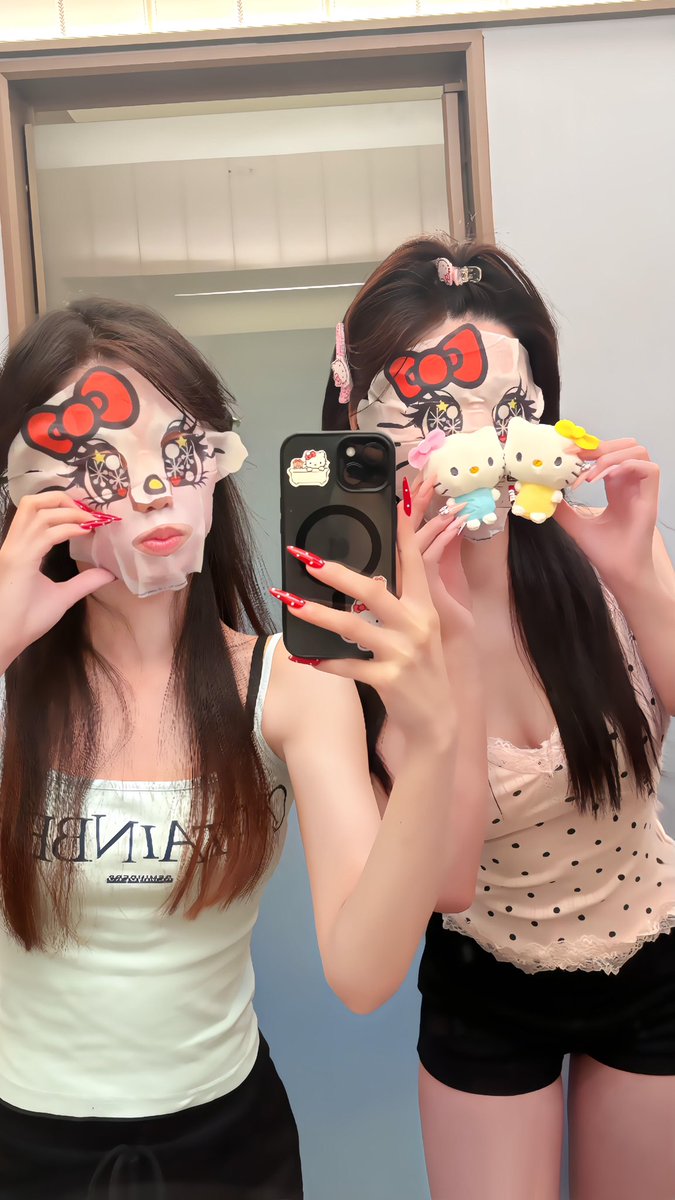 LinisSmith's tweet photo. 我闺蜜在海口没人要😂。你们的七夕搭子找到没？ #海口 https://t.co/RtptdfNr0I