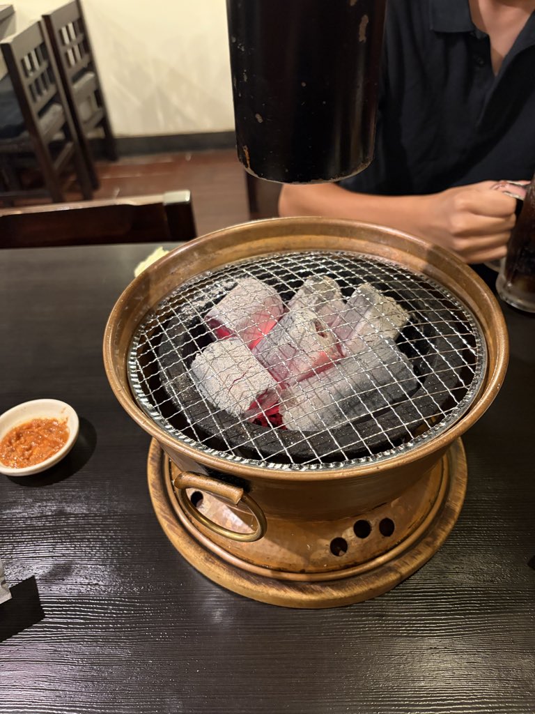 kojigon1010's tweet photo. これから息子と2人で焼肉‼️ https://t.co/mPLb0NTIdm