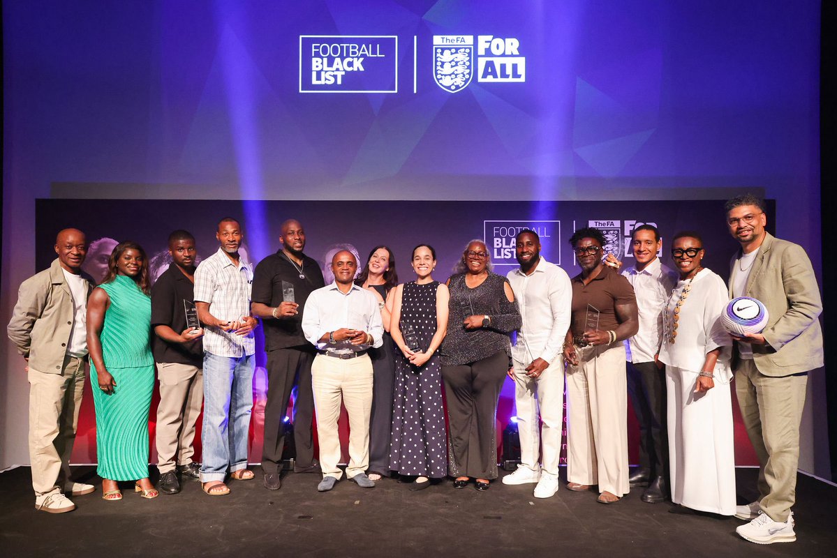 Leon_Mann's tweet photo. A fantastic @FootieBlackList Birmingham last week at @mac_birmingham 🖤

Congratulations to all the amazing awardees and big thanks to @FA for supporting. 

We also celebrated Eni Aluko MBE as a Birmingham legend with @BlackEquityOrg 👏🏽

Unity. Community. Opportunity 💫 https://t.co/FAz86EIYg3