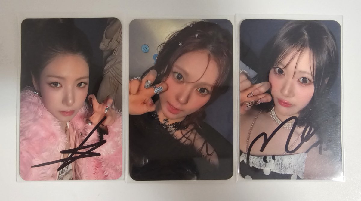 yangdoiidd's tweet photo. 오드유스 odd youth
싸인포카 양도
https://t.co/yNkkm5B7sp
Each member 1.0
써머 마야 마이카 예음 카니 https://t.co/Hk86Alqm5r