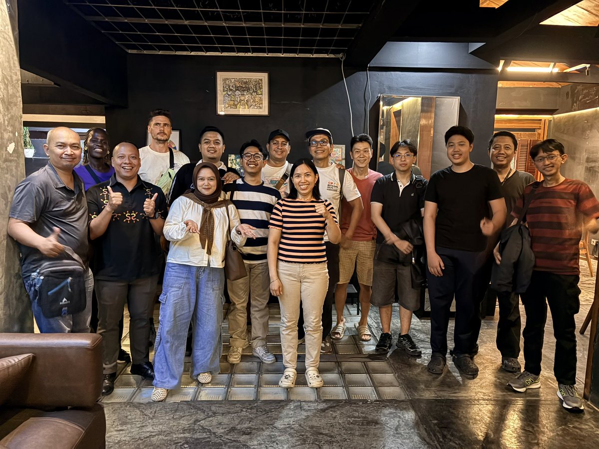 MyFirstBitcoin_'s tweet photo. Yesterday, My First Bitcoin team attended one of the @bitcoinindo21 community meetup. 

Everyone shared their Bitcoin story, and each story was rooted in something different: a personal story, a local need, a moment of realizing money did not have to work the way they had always been told.

To the Bitcoin Indonesia community in Bandung: thank you for making space for the conversations.🧡⚡