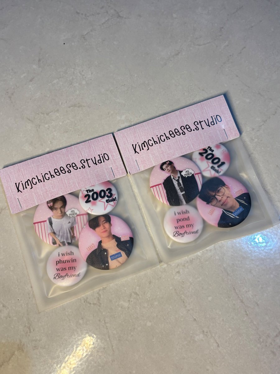sushislwx's tweet photo. #ths rt likes are appreciated]
hai hai teman teman ✌🏻✌🏻
aku bawa dagangan aku niii, pin button set pondphuwin only 25k sajaaa~~
yuk yang mau langsung co sajaa, link nya aku drop di bawah yaa 😘🤞🏻
✨️ 1 orang beruntung bakal dapet handmiror pond gemas ini ✨ https://t.co/okaPPsM3I5