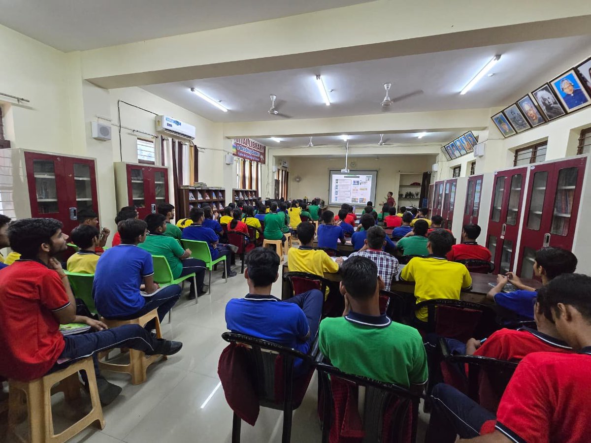 kvhardoi's tweet photo. Empowering students for a brighter future! 🚀
​@kvhardoi hosted an engaging workshop today introducing the SATHEE portal by #SATHEE team of  IIT Kanpur. A fantastic, free initiative offering top-tier coaching for JEE, NEET, and CUET etc.
@KVS_HQ @KVS_Lucknow @IITKanpur https://t.co/QC9ZicUk6Q