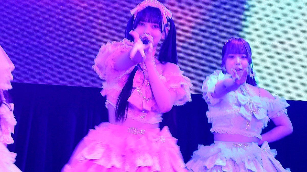 Yamaga_Sukidesu's tweet photo. 恋に落ちる確率は限りなく低いが０じゃない
【FLORERISA主催ライブ 熱帯夜】
#SHIBUYAREX  2026.8.18
#天使ここな 🩷
#恋に落ちる確率は限りなく低いが０じゃない
#コイカギ 
敬称略
このステージのラストパフォーマンス
🎶4.君からワタシヘ私からキミへ
https://t.co/4rZc0uccVj
#ライブ
#アイドル https://t.co/B6CEDc087s