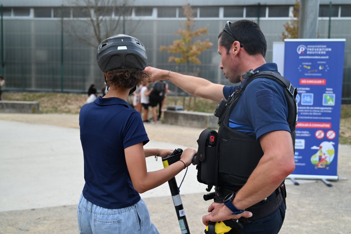 Image de Préfète de l'Isère - #SécuritéRoutière 🛴 | Trottinette électrique : parce qu’un trajet de quelques minutes n’est jamais 