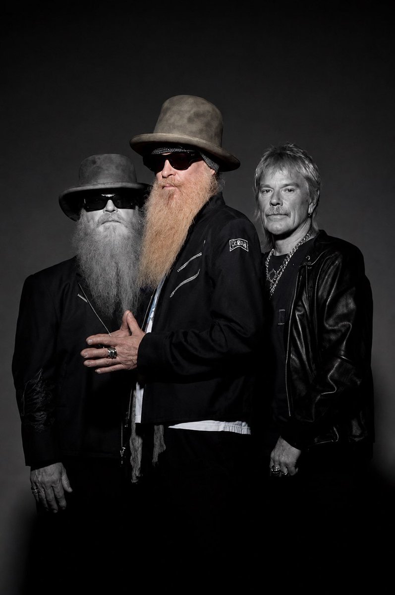 BiGbLuEREF's tweet photo. R.I.P. Legend Frank Beard , 2 legends gone....Let's keep happy vibes for the ZZtop family....😔😔 https://t.co/CJHlu7K77O