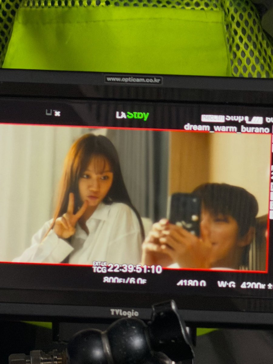 Hyericopter__'s tweet photo. 260819 Hyeri Instagram Update 
수빈이와 이재는 행복하게 오래 오래 살았답니다🤍

#hyeri #LeeHyeri #혜리 #이혜리 https://t.co/sgyQF47pPp