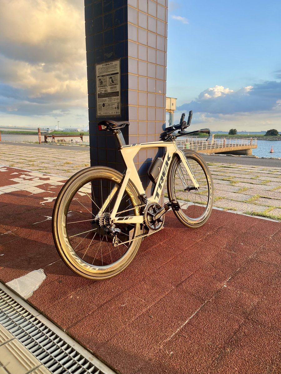 JAVATAKONASU's tweet photo. 夕方でも暑い🥵🚴‍♂️ https://t.co/6ant3Pi1Vf