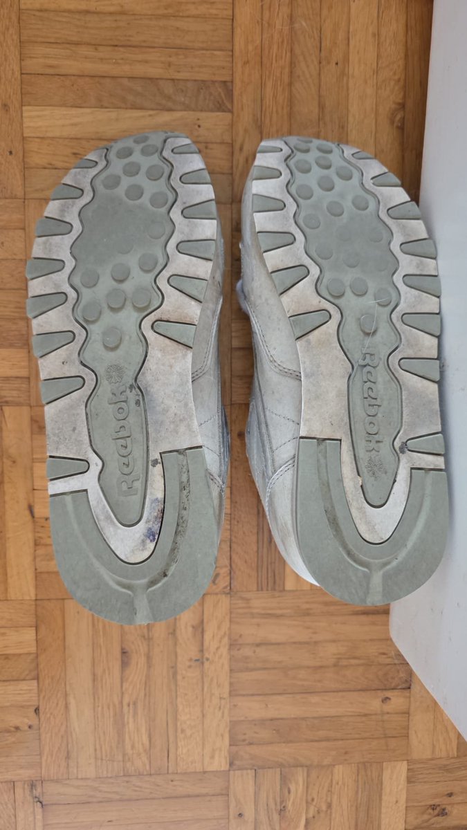 Maik___Maik's tweet photo. Trenne mich von ein paar echten Lieblingen aus meiner Sammlung. Wer von euch hat den richtigen Geschmack? DMs sind offen für faire Angebote. 😉👟💸

#SneakerheadGermany #KingTreatment #Gönner #FindomGermany #Findom #SneakerDom #SneakerBoss #SneakerAddict #Sneakers #Rebooks https://t.co/vcup7OPU2w
