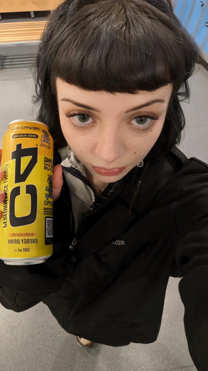 lilbastardbaby's tweet photo. it's called C4 because it makes ur ass explode (im shitting) https://t.co/DdjOH7Wno6