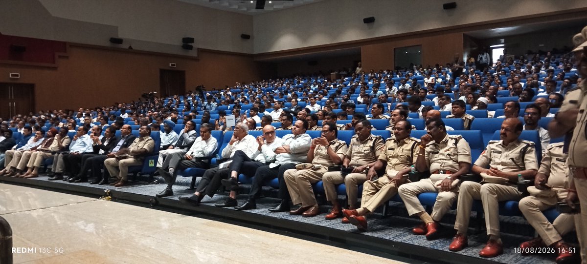 SimplifyingFire's tweet photo. From conventional fire safety to connected, intelligent systems. 🔥📡

At yesterday’s workshop on Simplified Provisional NOCs &amp; Adoption of New Technologies, Mr. Prasad Nishtala shared insights on how IoT sensors and intelligent monitoring can support smarter fire safety and NOC https://t.co/Hq75KO9dWq