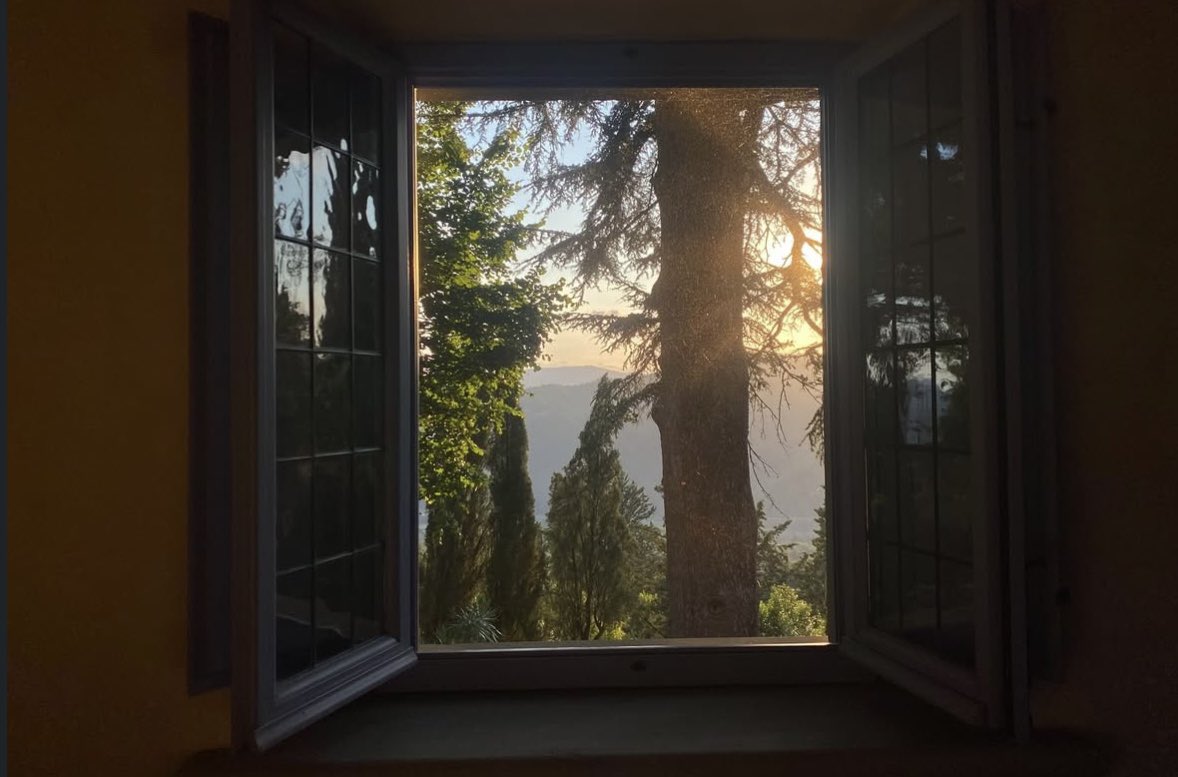 BOHOCYGNE's tweet photo. ⠀⠀

I don't know what it is like to not have deep emotions.
Even when I feel nothing, I feel it completely.

(Sylvia Plath).

⠀⠀ https://t.co/5hoP3BrDsT