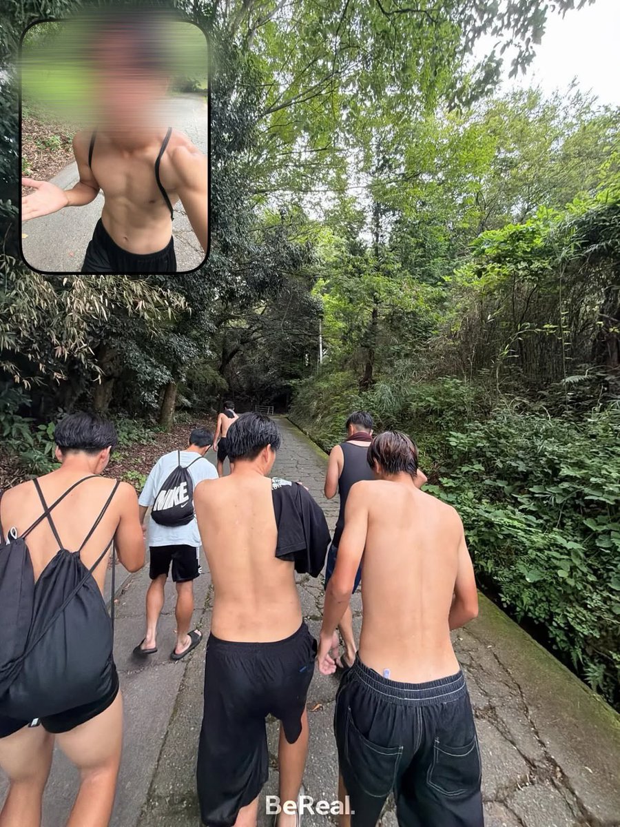 koutvx_'s tweet photo. 大学の夏休み長くて最高 https://t.co/wlnq6Syp8P