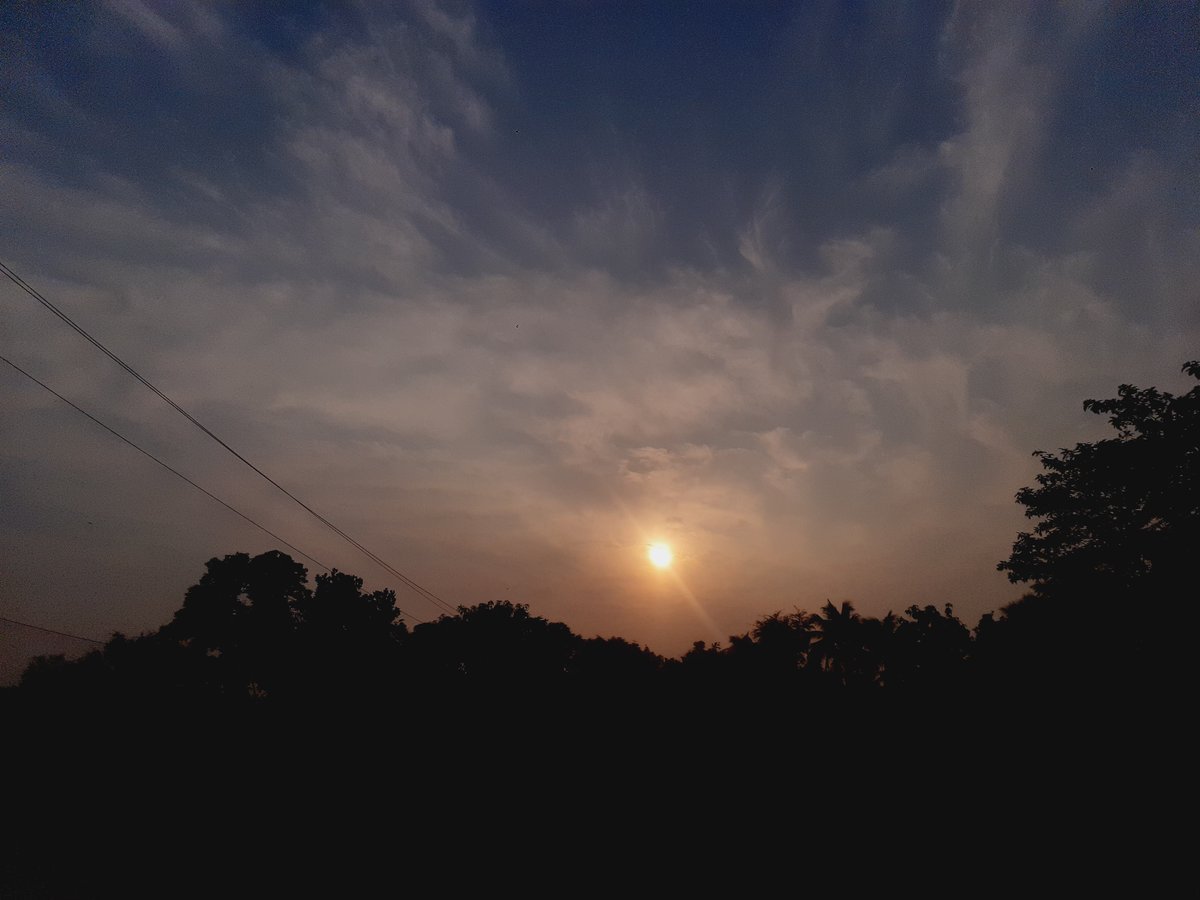 AmanArzoo150873's tweet photo. To the storytellers, light chasers, and moment capturers—keep framing the world. Happy #WorldPhotographyDay! 📷🌍
#photography
#freelancing
#photographer
#myprofession
@HistoryInPics https://t.co/jplxOWva4b