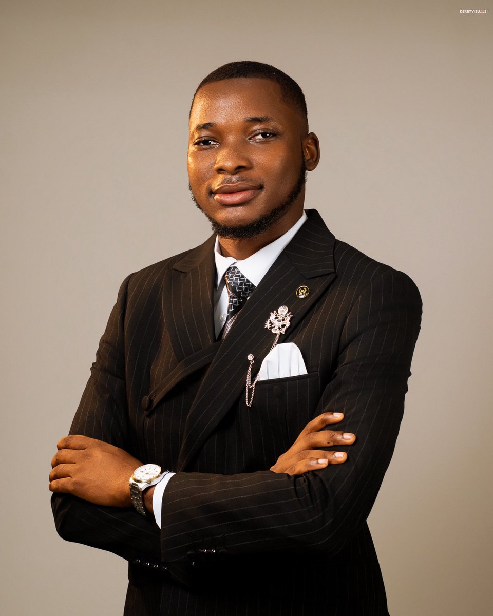 Official_Hardee's tweet photo. The degree is earned. The journey continues. 

Alhamdulillah for the grace to achieve this milestone

RE-INTRODUCING

H.A. MAKANJUOLA
LL.B (HONS.) - BACHELOR OF LAWS. 🎓
LAGOS STATE UNIVERSITY. https://t.co/XBrLsHkfqV