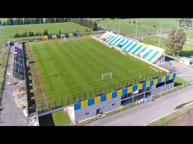 NicolasMonvR's tweet photo. @sagfutbol Rosario central posee también 2 canchas, el gigante de arroyito conocido por todos y un estadio en arroyo seco (localidad al sur de rosario) https://t.co/ls7lmPM4v0