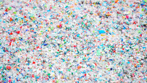 USDA_ARS's tweet photo. @USDA_ARS scientists in Oxford, MS, are helping U.S. farmers as they study the problem of microplastics occurring in Mississippi Delta floodwaters. The researchers are using infrared spectrometer technology, which enables them to analyze tiny samples of plastic. They are working to locate where the plastics are moving and how they are affecting America’s farms.  https://t.co/PerrUInnIP