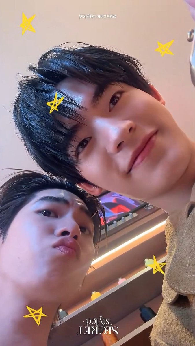 1lovestory520's tweet photo. ม๋าแมวเล่นกล้องนี่น่าาาา🐶🐱📸✨

TTP LIFESTYLE AT SIAM

#CoachPlayxTeeTeePor 
#twnpich #porsuppakarn
#teeteepor #ตี๋ตี๋ป๋อ https://t.co/alx1Q0HjNp