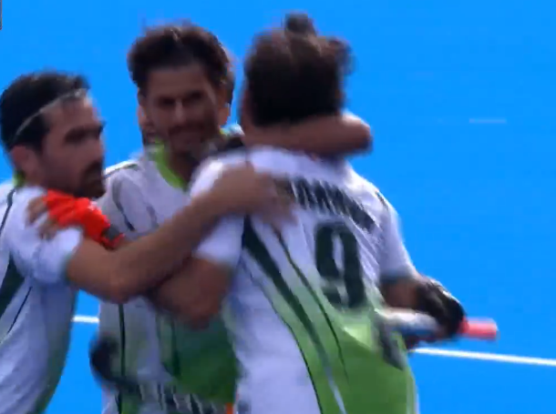 geosupertv's tweet photo. HANAN SHAHID STRIKES AGAIN! 🔥🏑
He scores his second goal of the match as Pakistan cut India’s lead to 5-3! ⚡
#PAKvIND #HockeyWorldCup2026 https://t.co/TatJipefs2