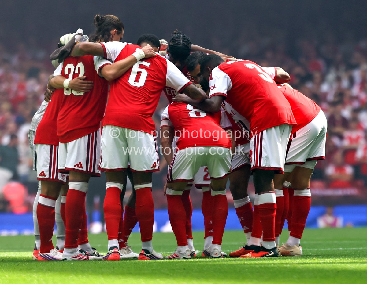 toppiccouk's tweet photo. (1/3) @Arsenal 3 v 0 @ManCity in the @FA #communityshield at the #principalitystadium in #cardiff on 16/8/26 #football #arsenal #mancity #canon #eosr5 all images copyright #getintouch for use, prints, booking - https://t.co/vmvqB3D590 https://t.co/PzkzgUB2di