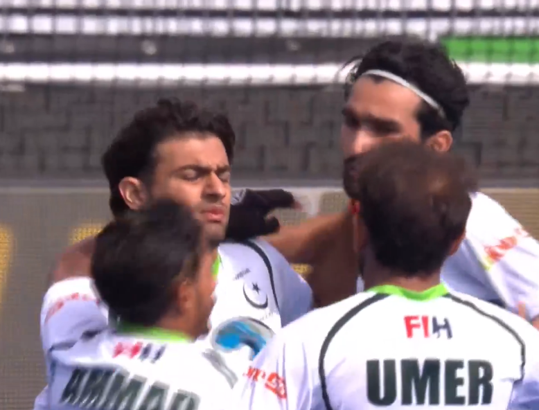 geosupertv's tweet photo. HANAN SHAHID STRIKES AGAIN! 🔥🏑
He scores his second goal of the match as Pakistan cut India’s lead to 5-3! ⚡
#PAKvIND #HockeyWorldCup2026 https://t.co/TatJipefs2