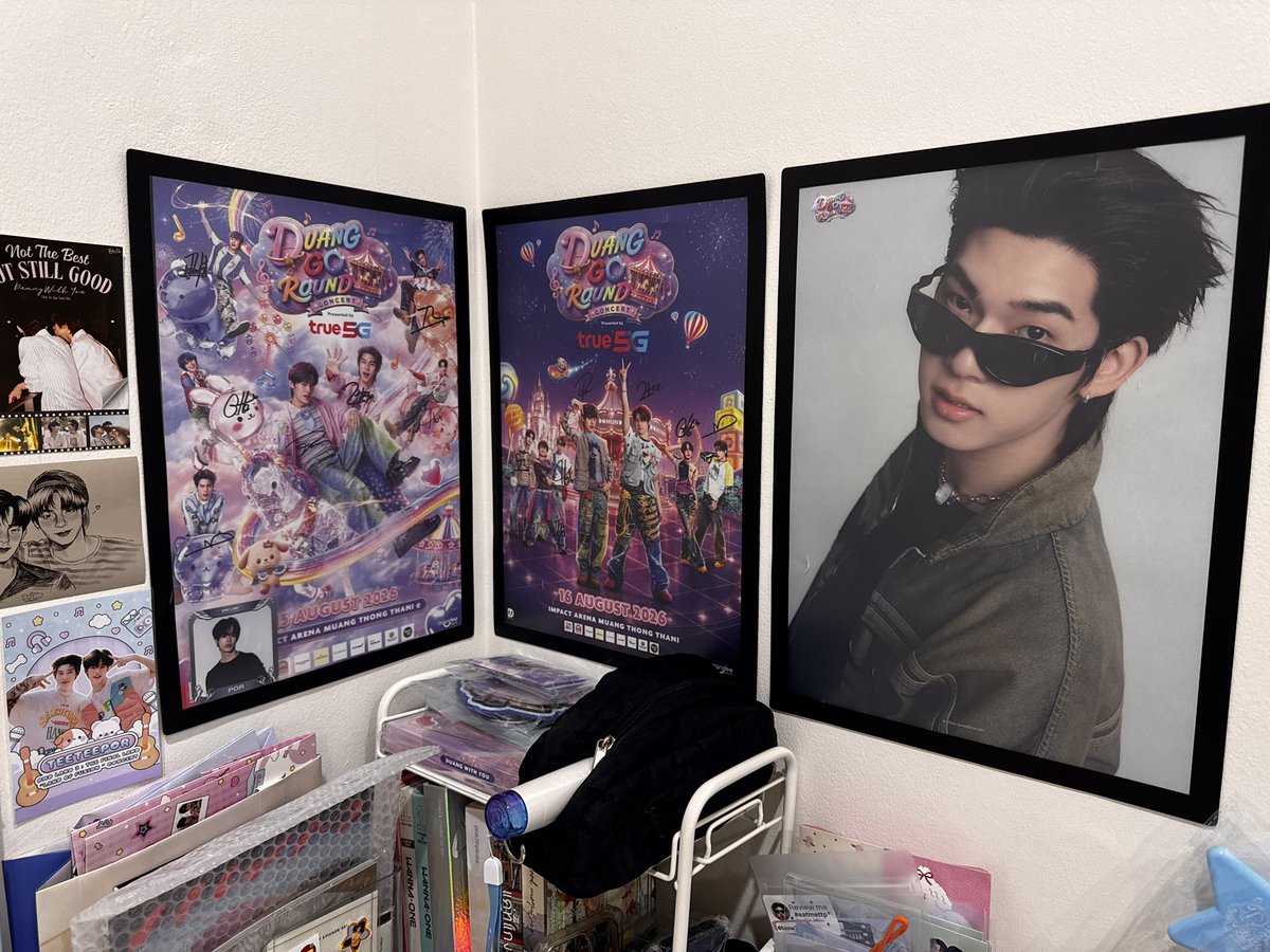 ttpp2917's tweet photo. ฟรินว่ะ อยากได้โปสตี๋อีก 10 ใบ 🫠 https://t.co/OGzJ2Zeubm