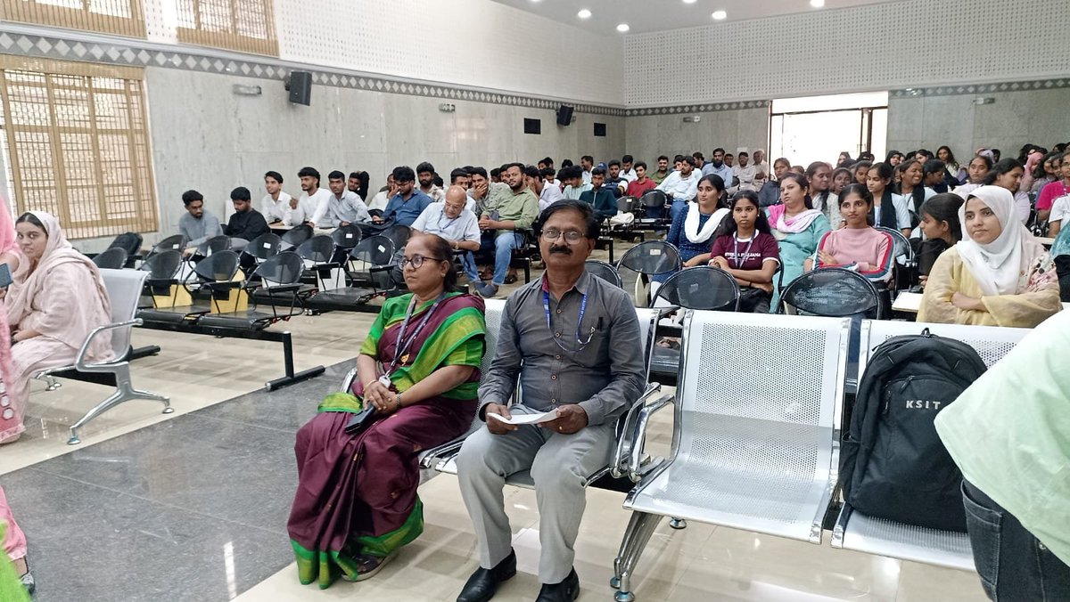 GhousiaCollege's tweet photo. Expert talk on - 'Emerging Trends &amp; Innovations in Ethical Hacking ' and ' Innovation &amp; Funding Schemes for Academic Research ' by Dr Sonia Maria D'Souza ,Post Doctorate (Brazil) , Director,SS Solutions,LLP, Bangalore. https://t.co/tdjIhVPH4j