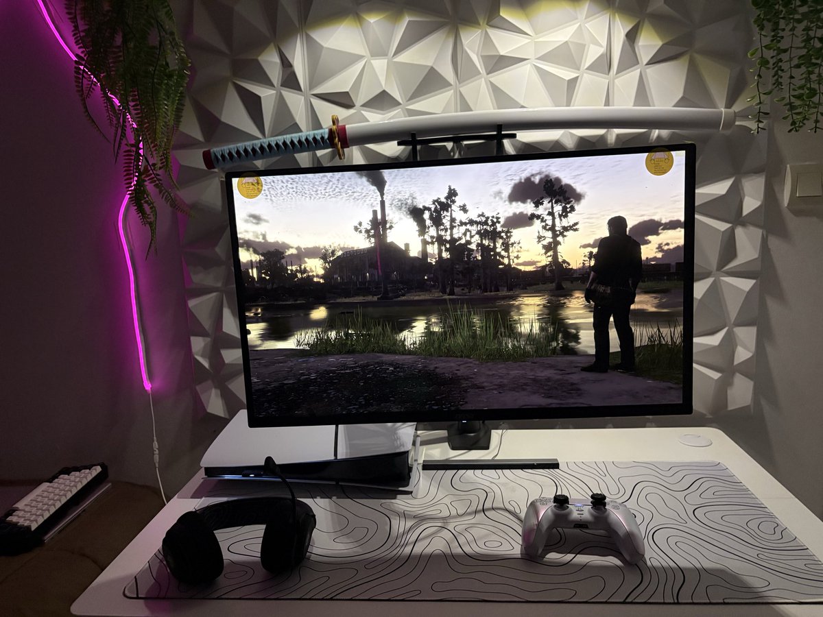 PsYxSix's tweet photo. SubḥānAllāh merci le QD Oled c’est le meilleur achat de ma vie 🤩🤩🤩🤩🤩 https://t.co/Ped36X1Ni1