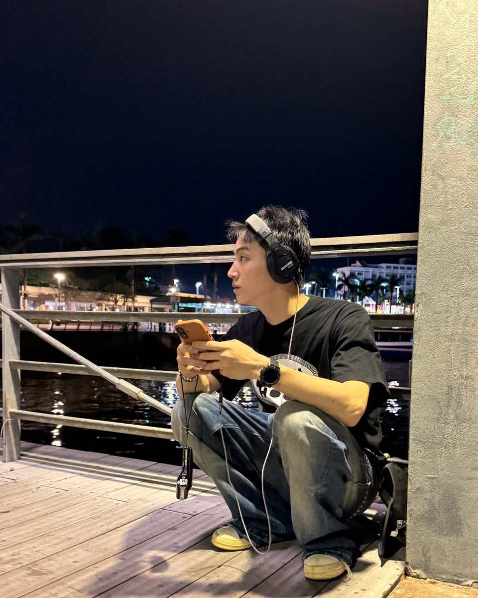 cyjprint's tweet photo. 260819 | INSTAGRAM [https://t.co/TmML3G5U8Z] 

“what did you say?”

#JAYB #제이비 @defjaybkr #GOT7 https://t.co/3DFHFZgWa7