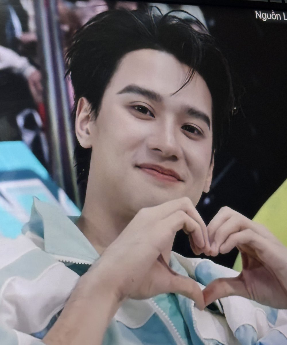 mthuc6's tweet photo. Happy Birthday, P’Keng Harit! 🎂🎉
Wishing you a truly meaningful, joyful, and happy new year of life. May you be the happiest, especially when you’re by Namping side. 🤍🦆🐰

HARIT GOLDEN CHAPTER 27  #Chapter27WithKeng
#KengInTheGoldenTale 🦆🌻
#KengHarit https://t.co/MQ32WzwZEl