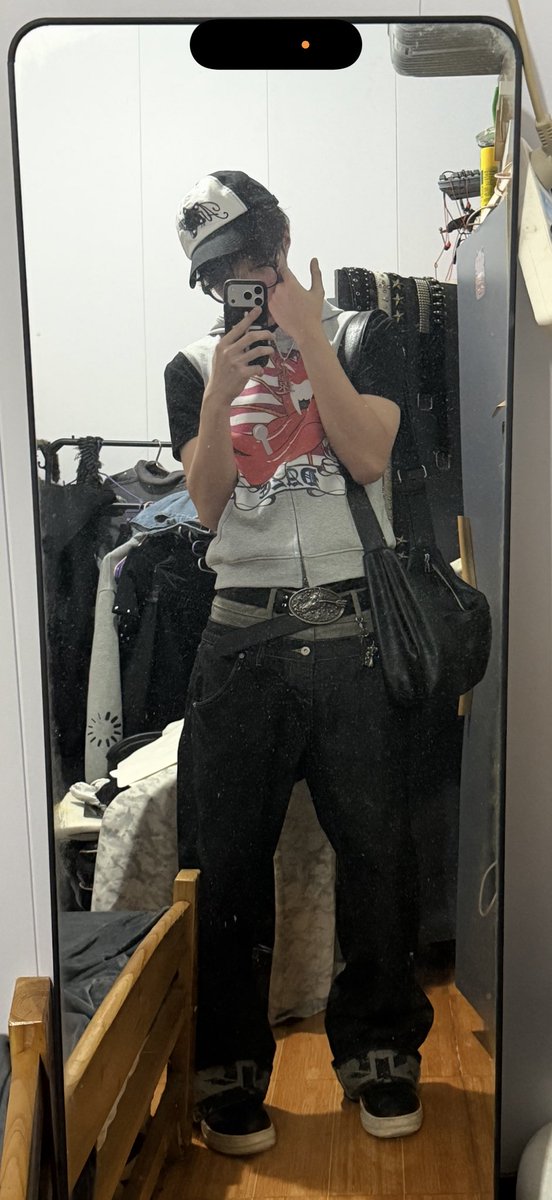 ye6613491's tweet photo. 我要拍照！📸 https://t.co/NIOlUUCJiA