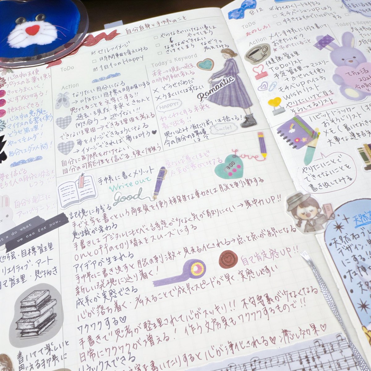 amiko_5151's tweet photo. 今使ってる手帳たち🥰
M5とM6と
@OrgoniteM miyuさんのここゆる手帳の3つ📓
バインダーにはメモとかシールとか挟んでみた！
好きなものに囲まれた手帳時間好き💞
#ここゆる手帳 https://t.co/p1AvFHmPVV