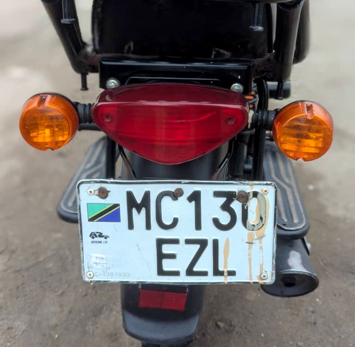 Eng_Matarra's tweet photo. #Tshs 1,850,000/=
BOXER HD 125 🔥🔥
REG" #EZL
▪️Cc. 125
▪️Gear 5
▪️Starter jino moja
▪️Engine Haijaguswa
▪️Imetunzwa vizuri sana
▪️Inakuja Full Documents ✅️
IPO DAR (Mikoani Tunatuma kwa uaminifu)
CALL/WHATSAPP-0719542184 https://t.co/TXUCsdCebU