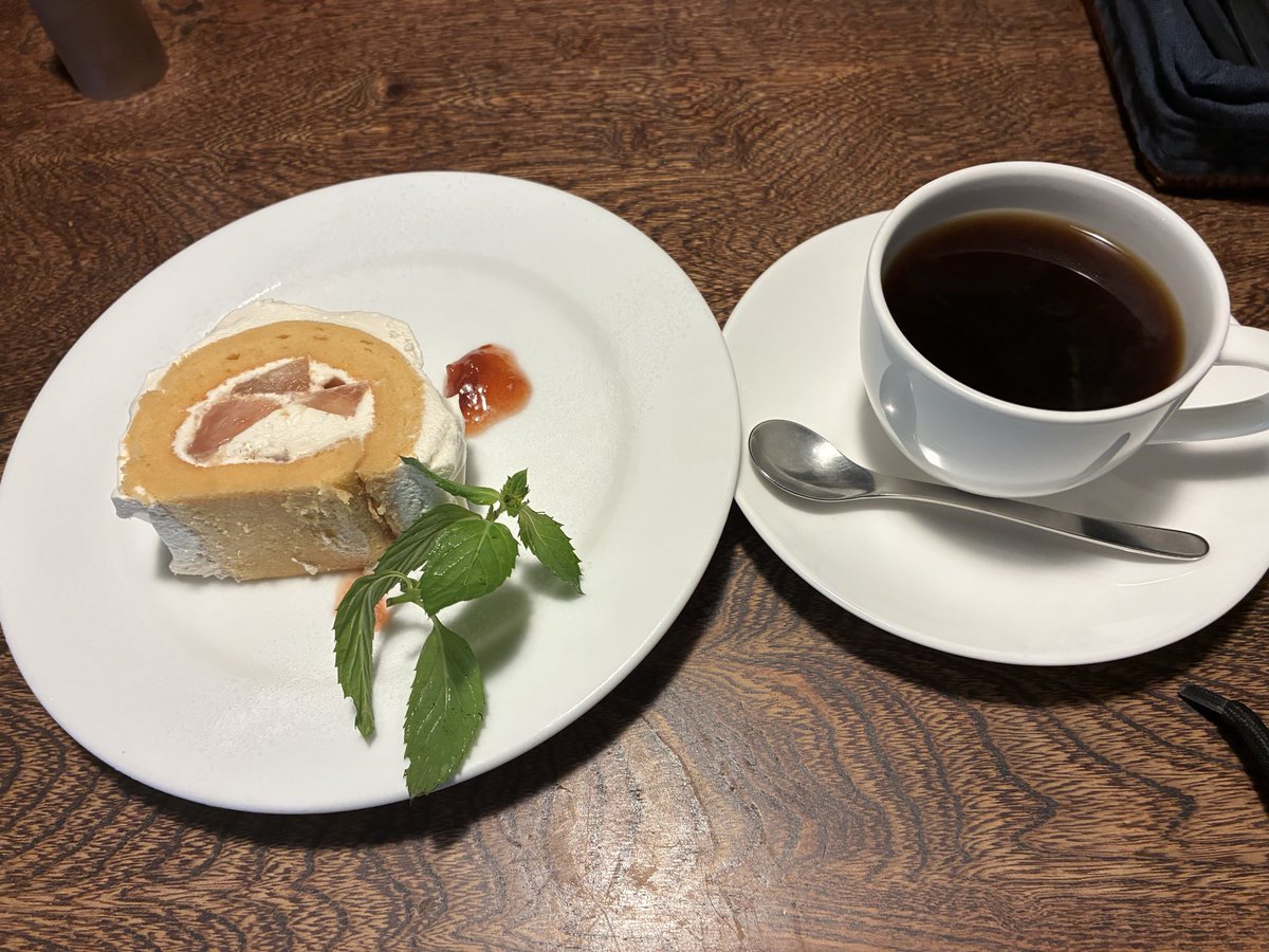 rumilive49's tweet photo. 久々友だちとランチ https://t.co/I5lSIzaAL9