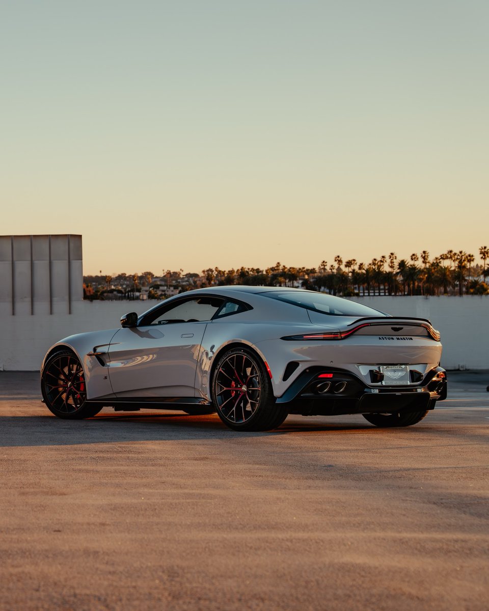 RPMvisualss's tweet photo. Aston Martin Vantage S Coupe https://t.co/o3586ez5Ep