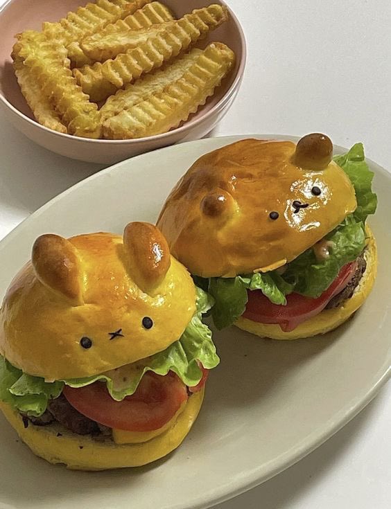 steviepeanuts_'s tweet photo. 🧵 foods we were taught to fear (but really don’t need to) 

~ a thread from a clinical nutrition student ♡ https://t.co/dRPHCWyM6T