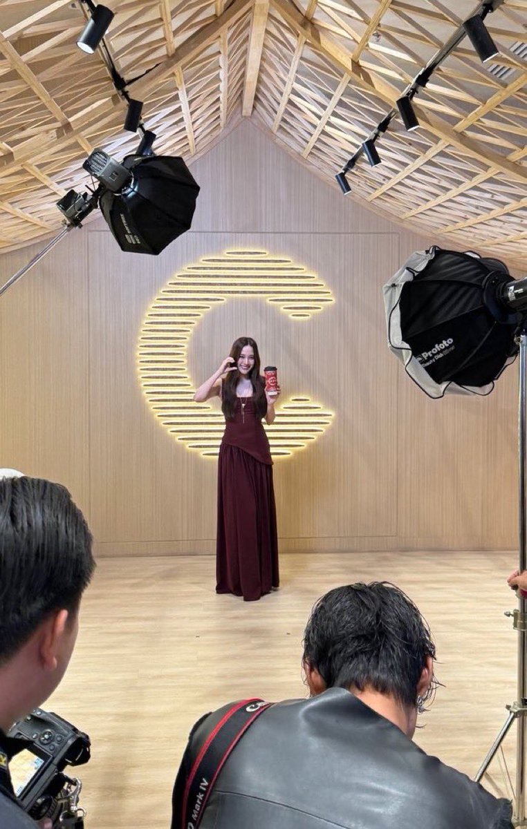 Freenbeck33's tweet photo. Thank you @my_chagee for today 🫶🏻

FREEN X CHAGEE EVENT
#CHAGEEwithFREEN #CHAGEEFlavourInHarmony #CHAGEELycheeRoseBlackTea https://t.co/8bAKEIH2tX