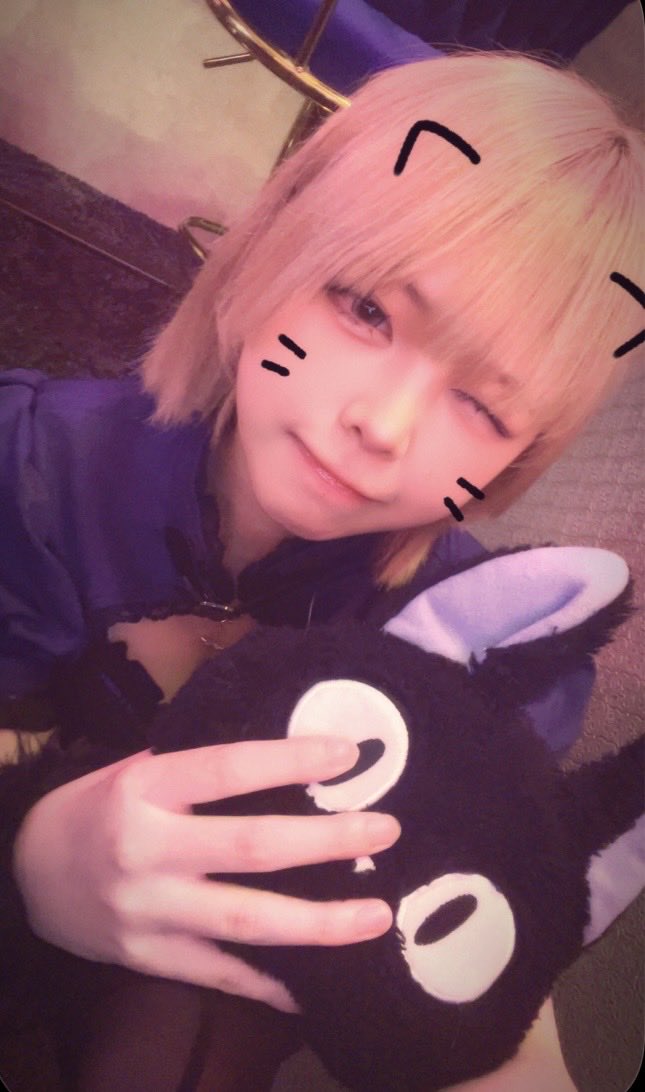 s1ro_Roen's tweet photo. 町田のRoenがエアコン壊れちゃって
系列店の立川ROARに出勤してるにょ
ぜひぜひ来てね💕︎ 
 #コンカフェ #立川 #町田 https://t.co/wVkI7thjGQ