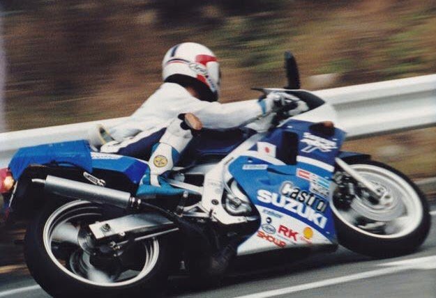 wkazw's tweet photo. V-Γから10R…37回目のバイクの日😆
#8月19日はバイクの日 https://t.co/cSAuiAVnjK