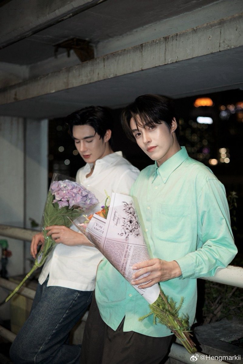 PiscesPing's tweet photo. น้องเฮงมาลงรูปใน weibo คนไทยมีสิทธิ์ได้รูปเซ็ตนี้บ้างมั้ยคับ 🤩

#TeeHeng https://t.co/eWqOtmuxcq