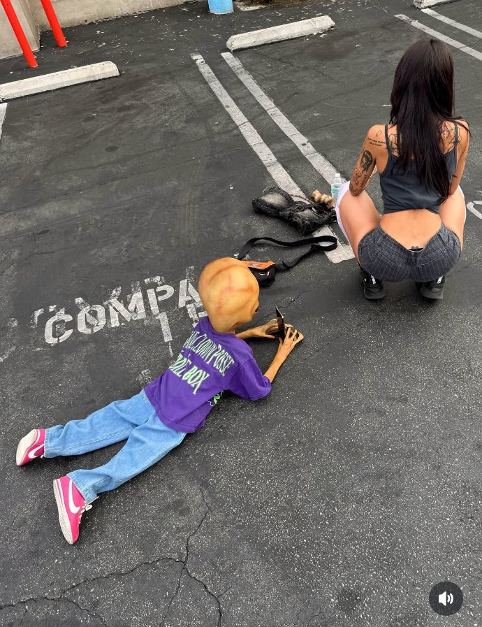 IthoughtwhatI's tweet photo. @PikachuGTR5 Cosas ramdom intérprete lo como usted deseé. #Verano2023 #humorirresponsable #Tbt #justinbieber #rubiusfanart #justchilling #noseentustiempos #troll #lmao #VMAs #fitness #fashionvictim #complement #bucle #zanahoria #Loki #EGO #TheAmazingDigitalCircus https://t.co/YAfBfP2isL