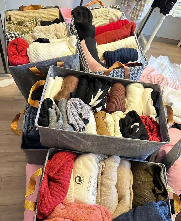 RiverAceel's tweet photo. Acabo de doblar toda la ropa de la familia, un momento de calma antes de la cena https://t.co/WnapvcGH8X