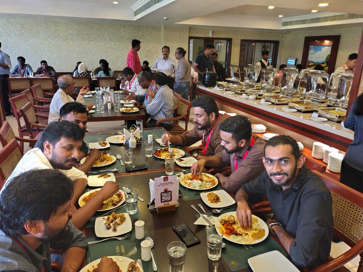 Jayakrishnan_71's tweet photo. Celebrating Onam with our client partner, #ESAFBank, in Thrissur! 🌾✨The ESAF team hosted a traditional Sadhya lunch, beautifully blending teamwork and cultural celebration. Moments like these truly strengthen our bond beyond business 🤝#Onam2026 #Teamwork #Partnership #Thrissur https://t.co/XJft8woFMJ