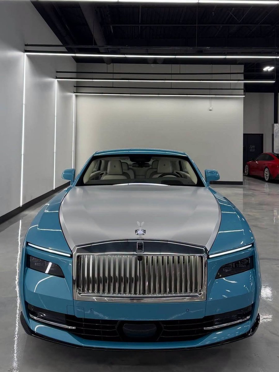 OnyitexHQ's tweet photo. Rolls Royce Spectre https://t.co/6xPWYIbKTv