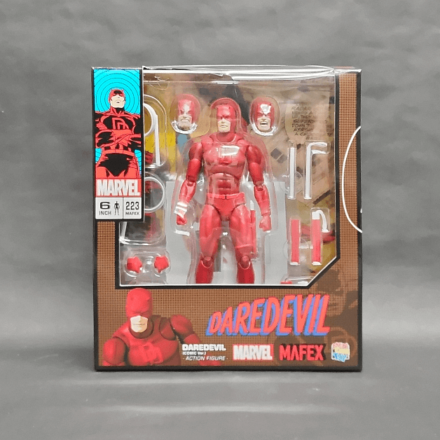 マフェックス223 MAFEX デアデビル アクションフィギュア未開封 Amazon