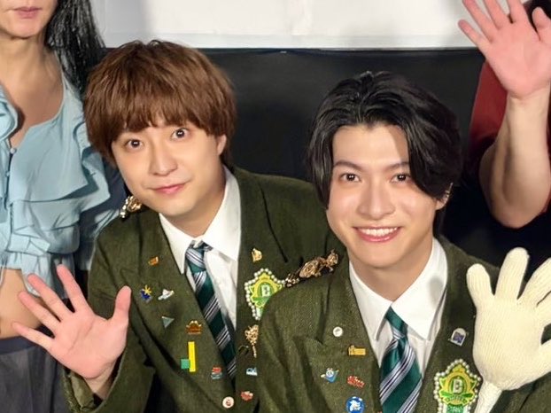 hanaya_v's tweet photo. いかつい人達の中で、きゅるきゅるキラキラなしめじのおふたり´ᴗ ·̫ ᴗ` https://t.co/1NzosM4lzv
