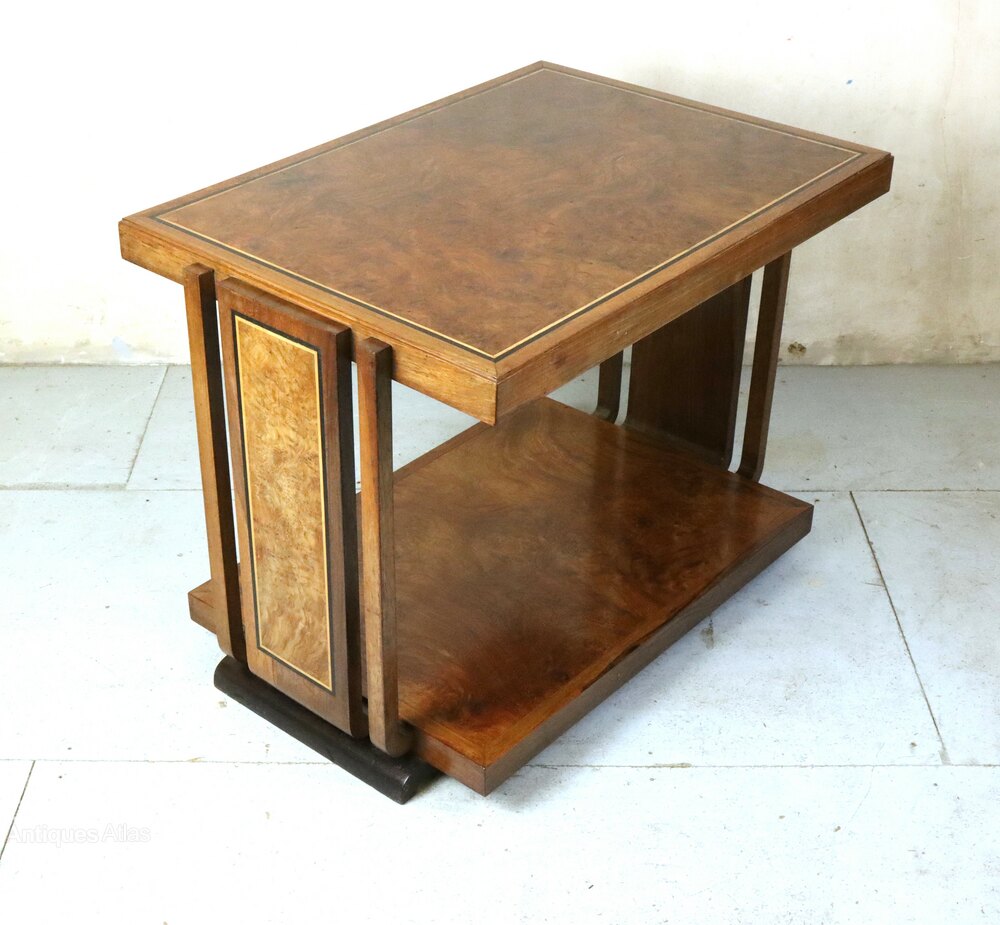 antiques_atlas's tweet photo. For SALE on Antiques Atlas we have this
Art Deco Burr Walnut Two Tier Side Table https://t.co/ykxqer8GaZ From Torr Antiques &amp; Decorative Arts #antiquetable  #antiquesidetable #artdecotable https://t.co/aIyGcWFq8W