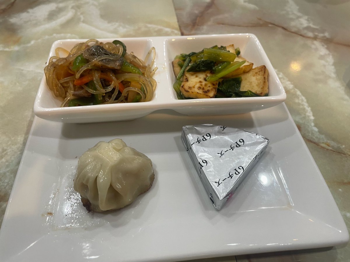 NoirLogic00000's tweet photo. いつものところで晩御飯😋 https://t.co/1dawcEjrXF
